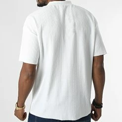 Les meilleures critiques de 😍 Tee 👕 Shirt 219926 Blanc de Frilivin ✨ 9 Les meilleures critiques de 😍 Tee 👕 Shirt 219926 Blanc de Frilivin ✨ -Promos Frilivin Magasin frilivin 339997 219926 WHITE 20220927T154214 04