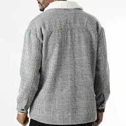 Meilleur prix 👍 Surchemise A Carreaux Col Mouton QQ160K17 Gris Blanc de Frilivin ⌛ -Promos Frilivin Magasin frilivin 340140 QQ160J16 1 20220927T155212 04