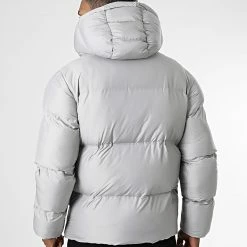 Le moins cher 🔔 Doudoune Capuche AB6698 Gris Clair de Frilivin 🎉 9 Le moins cher 🔔 Doudoune Capuche AB6698 Gris Clair de Frilivin 🎉 -Promos Frilivin Magasin frilivin 340213 AB6698 4 20220927T152816 04