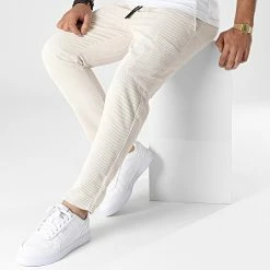 Grosses soldes 👏 Pantalon Cargo Velours FL034 Beige Clair de Frilivin ⌛ 8 Grosses soldes 👏 Pantalon Cargo Velours FL034 Beige Clair de Frilivin ⌛ -Promos Frilivin Magasin frilivin 340221 FL034 WHITE 20221003T160928 03