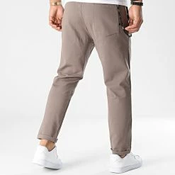 Meilleure vente 😀 Pantalon Chino X60080 Marron de Frilivin 🔥 9 Meilleure vente 😀 Pantalon Chino X60080 Marron de Frilivin 🔥 -Promos Frilivin Magasin frilivin 344604 X60080 CAMEL 20221021T161240 04