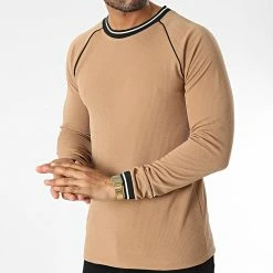 Vente flash 🎉 Tee 👚 Shirt Manches Longues D7408 Camel de Frilivin 🥰 -Promos Frilivin Magasin frilivin 344606 D7408 BEIGE 20221020T143434 03