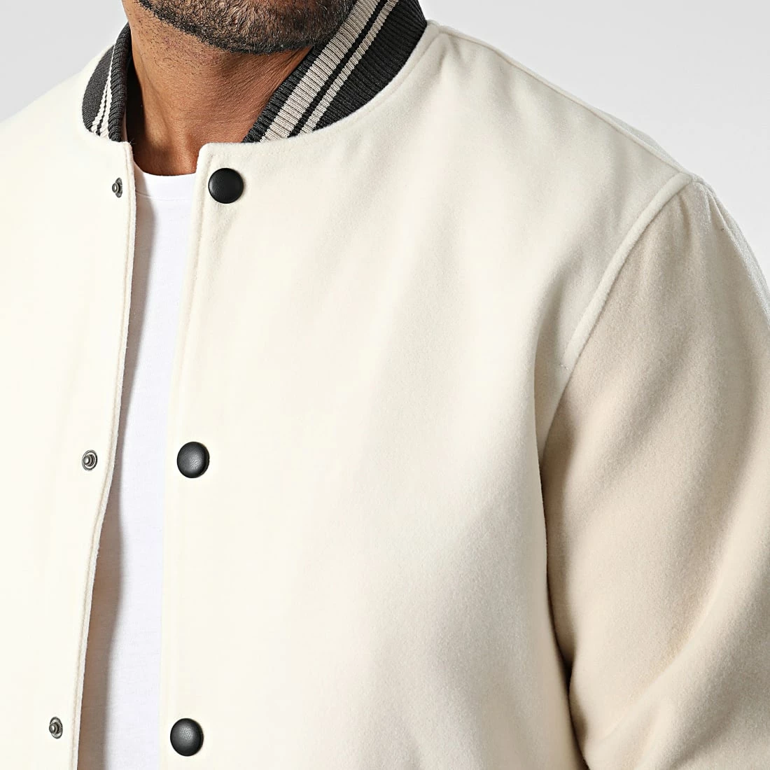 Promo ⌛ Veste Teddy QQ160R22 Blanc de Frilivin 🌟 4 Promo ⌛ Veste Teddy QQ160R22 Blanc de Frilivin 🌟 – Image 2