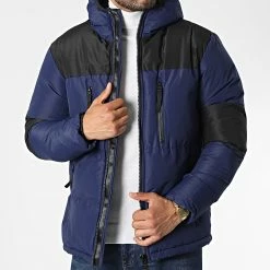 Le moins cher 🛒 Doudoune Capuche FD8153 Bleu Marine de Frilivin 🎉