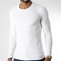 Remise ✨ Tee 👕 Shirt Manches Longues D7537 Blanc de Frilivin 🧨 8 Remise ✨ Tee 👕 Shirt Manches Longues D7537 Blanc de Frilivin 🧨 -Promos Frilivin Magasin frilivin 344927 D7537 WHITE 20221024T151320 03