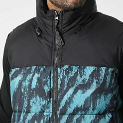 Meilleur prix 😍 Doudoune Sans Manches Capuche JK2105 Vert de Frilivin ⌛ -Promos Frilivin Magasin frilivin 345000 JK2105 BLUE CAMO 20221024T160645 02